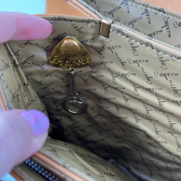 Vintage 1960s Empress Shoulder Handbag, Multiple Interior Dividers, Tan - Picture 11 of 14